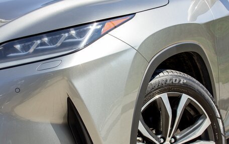 Lexus RX IV рестайлинг, 2020 год, 5 600 000 рублей, 3 фотография