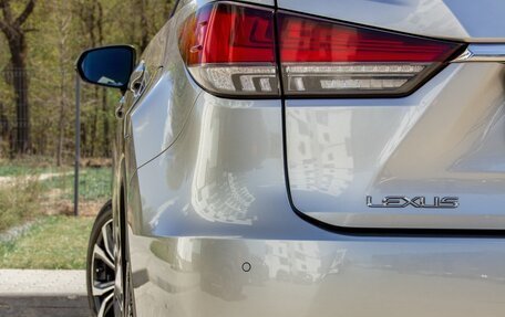 Lexus RX IV рестайлинг, 2020 год, 5 600 000 рублей, 8 фотография