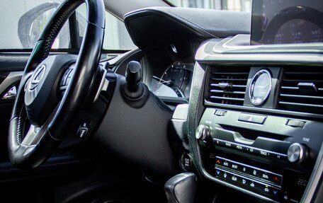 Lexus RX IV рестайлинг, 2020 год, 5 600 000 рублей, 13 фотография