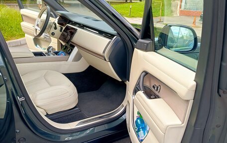 Land Rover Range Rover IV рестайлинг, 2021 год, 16 000 000 рублей, 19 фотография