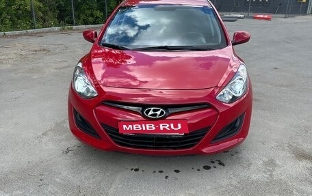 Hyundai i30 II рестайлинг, 2012 год, 990 000 рублей, 7 фотография