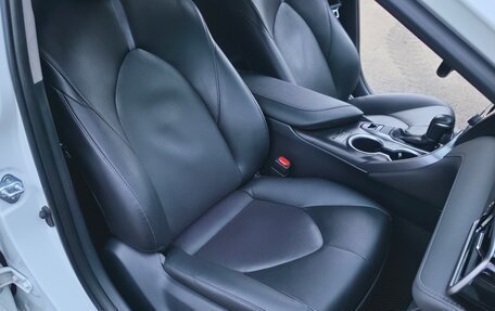 Toyota Camry, 2021 год, 3 100 000 рублей, 9 фотография