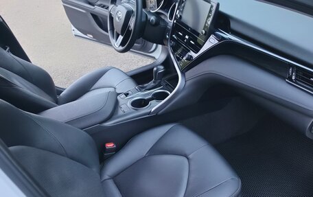 Toyota Camry, 2021 год, 3 100 000 рублей, 12 фотография