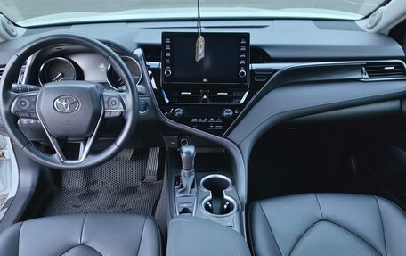 Toyota Camry, 2021 год, 3 100 000 рублей, 13 фотография