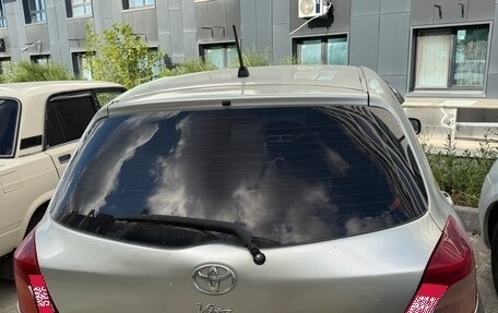 Toyota Vitz, 2005 год, 3 фотография