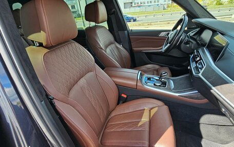BMW X7, 2021 год, 7 500 000 рублей, 11 фотография
