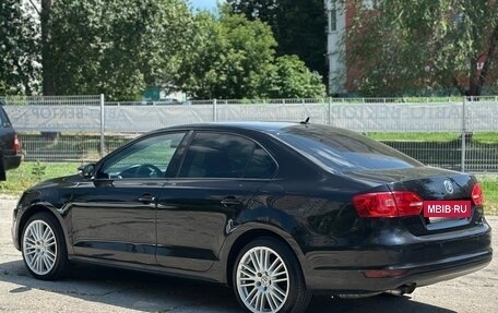 Volkswagen Jetta VI, 2012 год, 850 000 рублей, 12 фотография