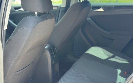 Volkswagen Jetta VI, 2012 год, 850 000 рублей, 18 фотография