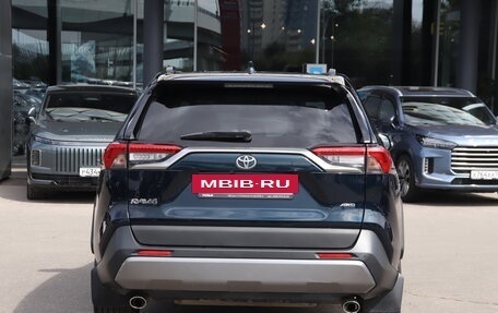 Toyota RAV4, 2019 год, 3 570 000 рублей, 6 фотография