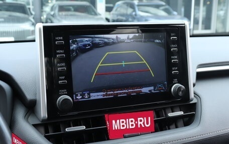 Toyota RAV4, 2019 год, 3 570 000 рублей, 17 фотография