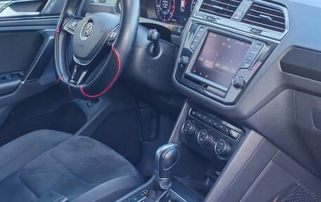 Volkswagen Tiguan II, 2017 год, 2 150 000 рублей, 11 фотография