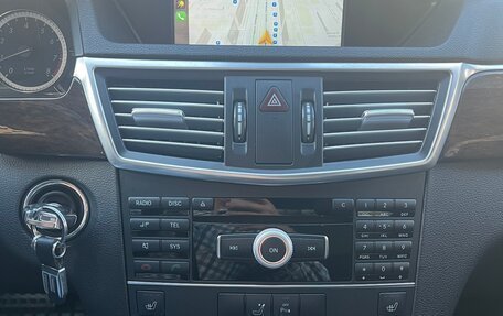 Mercedes-Benz E-Класс, 2011 год, 1 390 000 рублей, 10 фотография
