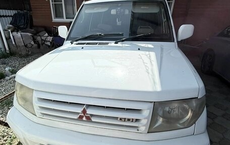 Mitsubishi Pajero iO, 1999 год, 450 000 рублей, 5 фотография