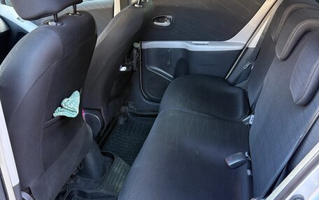 Toyota Yaris III рестайлинг, 2007 год, 475 000 рублей, 6 фотография