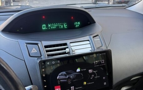 Toyota Yaris III рестайлинг, 2007 год, 475 000 рублей, 7 фотография