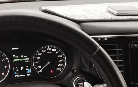 Mitsubishi Outlander III рестайлинг 3, 2012 год, 1 350 000 рублей, 14 фотография