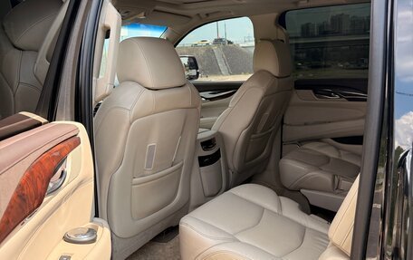 Cadillac Escalade IV, 2016 год, 4 950 000 рублей, 10 фотография