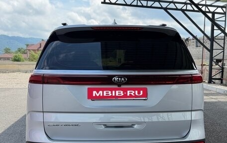 KIA Carnival, 2021 год, 3 990 000 рублей, 4 фотография