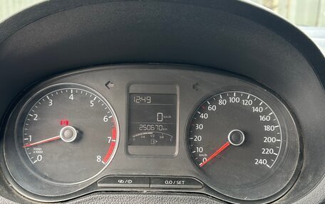 Volkswagen Polo VI (EU Market), 2018 год, 820 000 рублей, 25 фотография