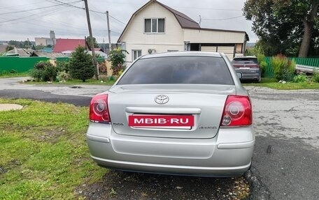 Toyota Avensis III рестайлинг, 2007 год, 850 000 рублей, 4 фотография