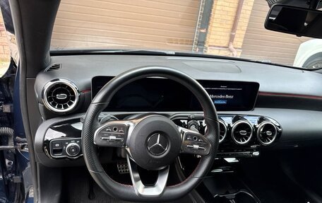 Mercedes-Benz A-Класс, 2020 год, 2 400 000 рублей, 5 фотография