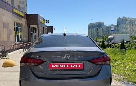 Hyundai Solaris II рестайлинг, 2021 год, 1 100 000 рублей, 3 фотография