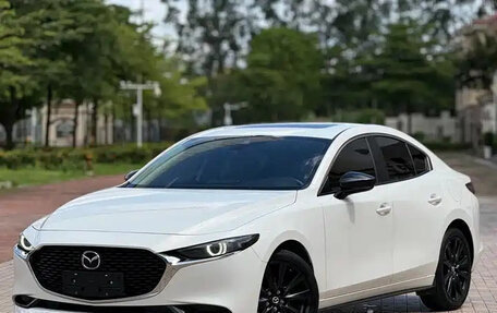 Mazda 3, 2022 год, 1 650 000 рублей, 2 фотография