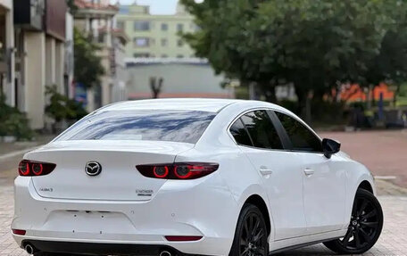 Mazda 3, 2022 год, 1 650 000 рублей, 5 фотография