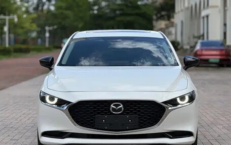 Mazda 3, 2022 год, 1 650 000 рублей, 4 фотография