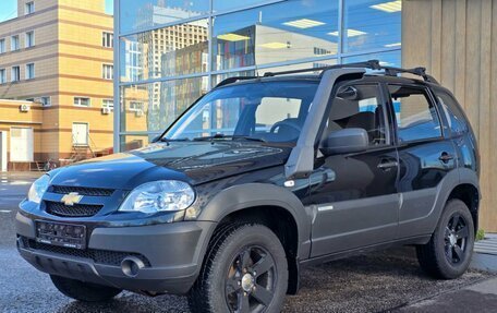 Chevrolet Niva I рестайлинг, 2013 год, 550 000 рублей, 3 фотография