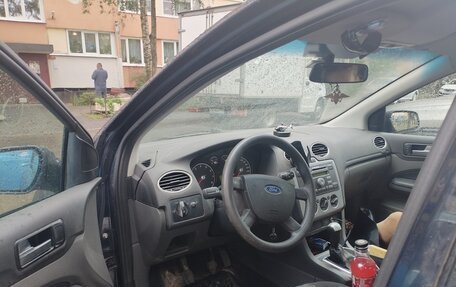 Ford Focus II рестайлинг, 2005 год, 250 000 рублей, 11 фотография