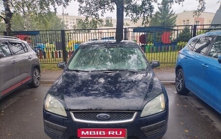 Ford Focus II рестайлинг, 2005 год, 250 000 рублей, 24 фотография