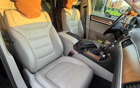 Volkswagen Touareg III, 2014 год, 2 350 000 рублей, 22 фотография