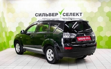 Mitsubishi Outlander III рестайлинг 3, 2007 год, 950 000 рублей, 6 фотография