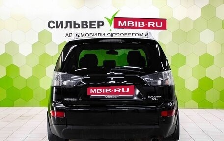 Mitsubishi Outlander III рестайлинг 3, 2007 год, 950 000 рублей, 4 фотография