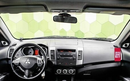 Mitsubishi Outlander III рестайлинг 3, 2007 год, 950 000 рублей, 14 фотография