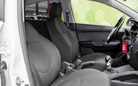 KIA Rio III рестайлинг, 2017 год, 1 000 000 рублей, 11 фотография