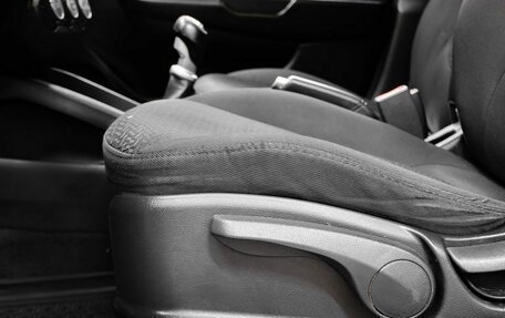KIA Rio III рестайлинг, 2017 год, 1 000 000 рублей, 21 фотография