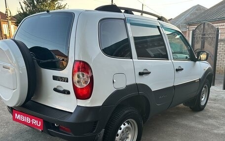 Chevrolet Niva I рестайлинг, 2017 год, 760 000 рублей, 7 фотография