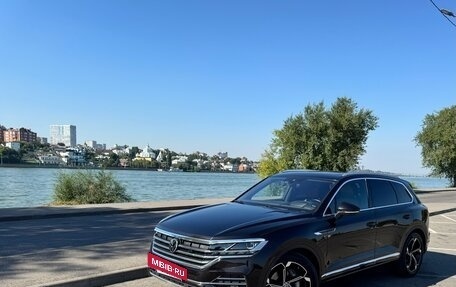 Volkswagen Touareg III, 2021 год, 6 700 000 рублей, 4 фотография
