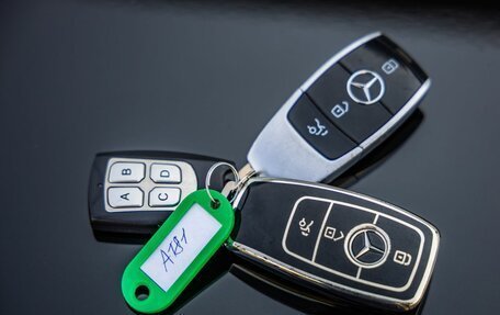 Mercedes-Benz E-Класс, 2019 год, 2 848 000 рублей, 37 фотография