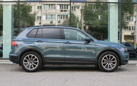 Volkswagen Tiguan II, 2019 год, 2 450 000 рублей, 4 фотография