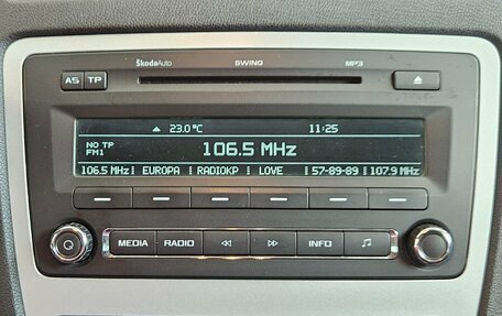Skoda Octavia, 2010 год, 800 000 рублей, 13 фотография