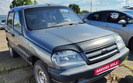 Chevrolet Niva I рестайлинг, 2005 год, 300 300 рублей, 2 фотография