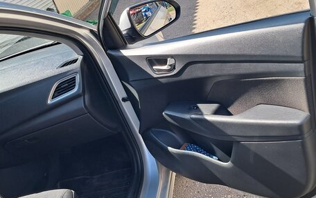 Hyundai Solaris II рестайлинг, 2019 год, 1 149 000 рублей, 10 фотография