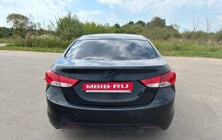 Hyundai Elantra V, 2012 год, 850 000 рублей, 4 фотография