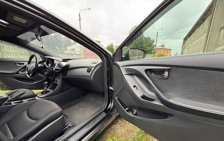 Hyundai Elantra V, 2012 год, 850 000 рублей, 11 фотография