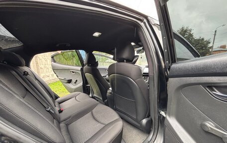 Hyundai Elantra V, 2012 год, 850 000 рублей, 17 фотография