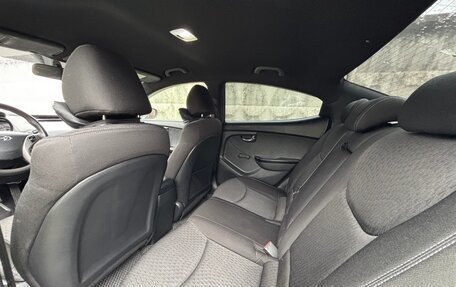 Hyundai Elantra V, 2012 год, 850 000 рублей, 16 фотография