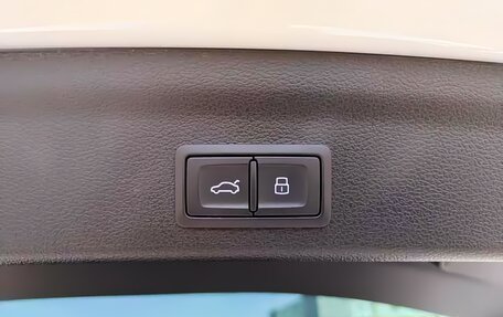 Audi Q3, 2023 год, 2 390 000 рублей, 22 фотография